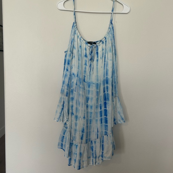 Very J Dresses & Skirts - Very J Blue and White Cold Shoulder Tie-Dye Dress